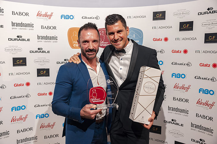 Fitness-Fachmann Helli Haller und Andreus-Juniorchef Daniel Fink (©Foto: Thomas Kessler Visuals)